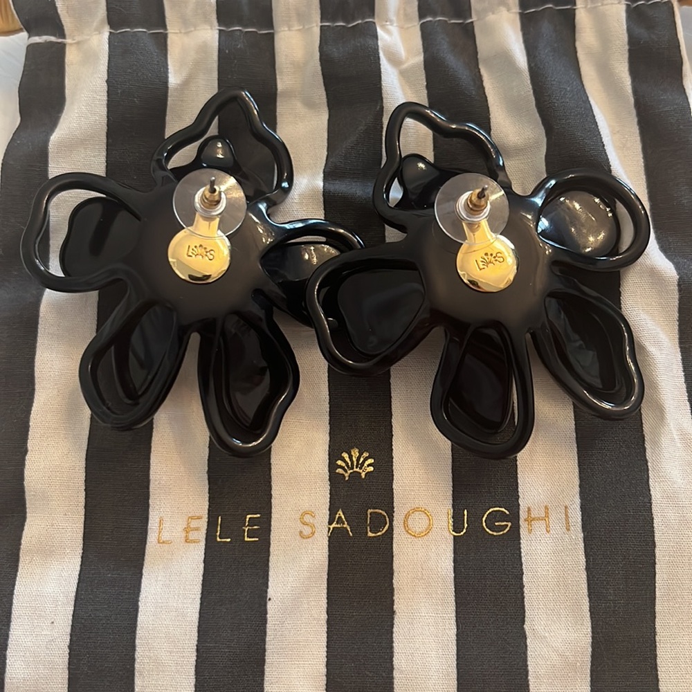 Lele Sadoughi lily crystal earrings in black - Picture 5 of 6